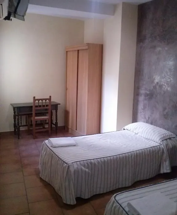 Pension El Cesar-1