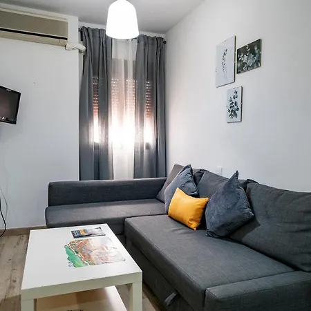 Hostal Plaza de Italia-2